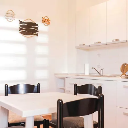 Two-bedroom In 아파트